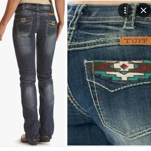 Cowgirl tuff Medium wash jeans worn once size 28w 31L